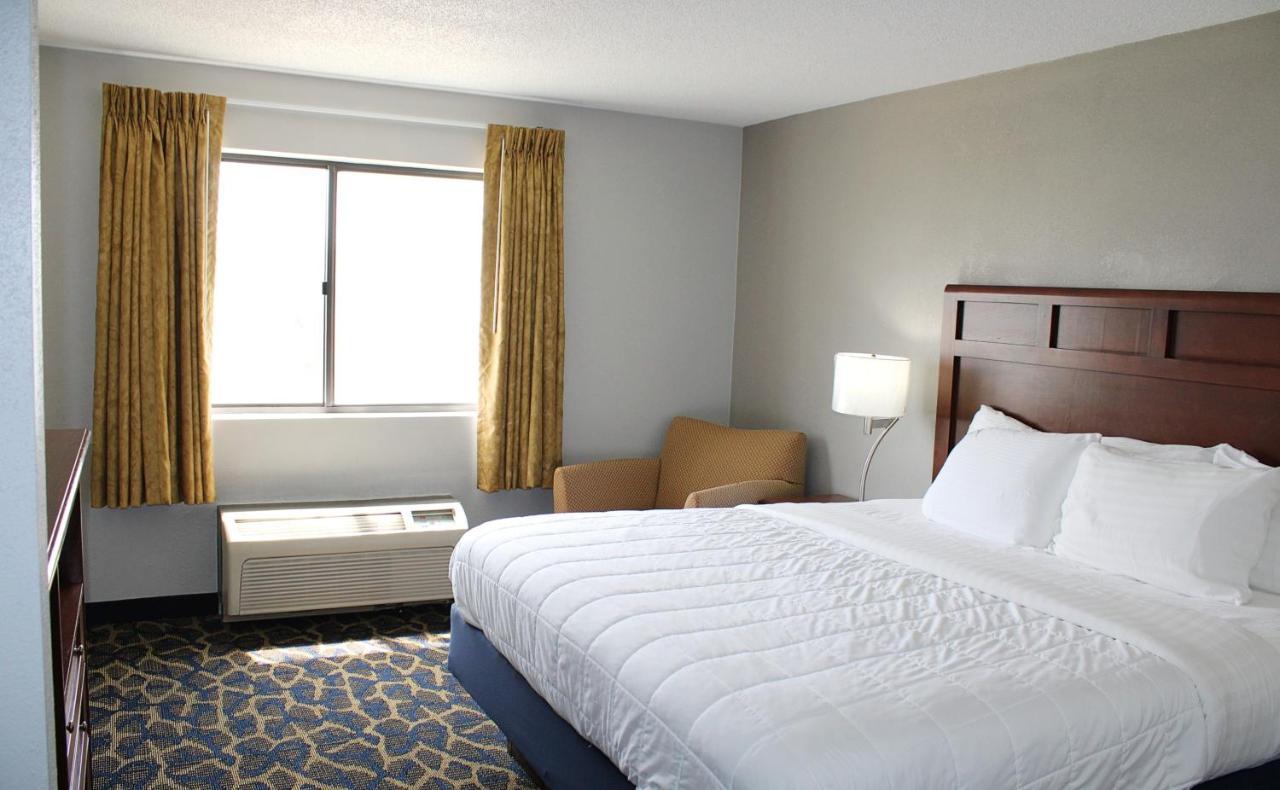 Greenlight Inn & Suites St James Saint James Exteriör bild