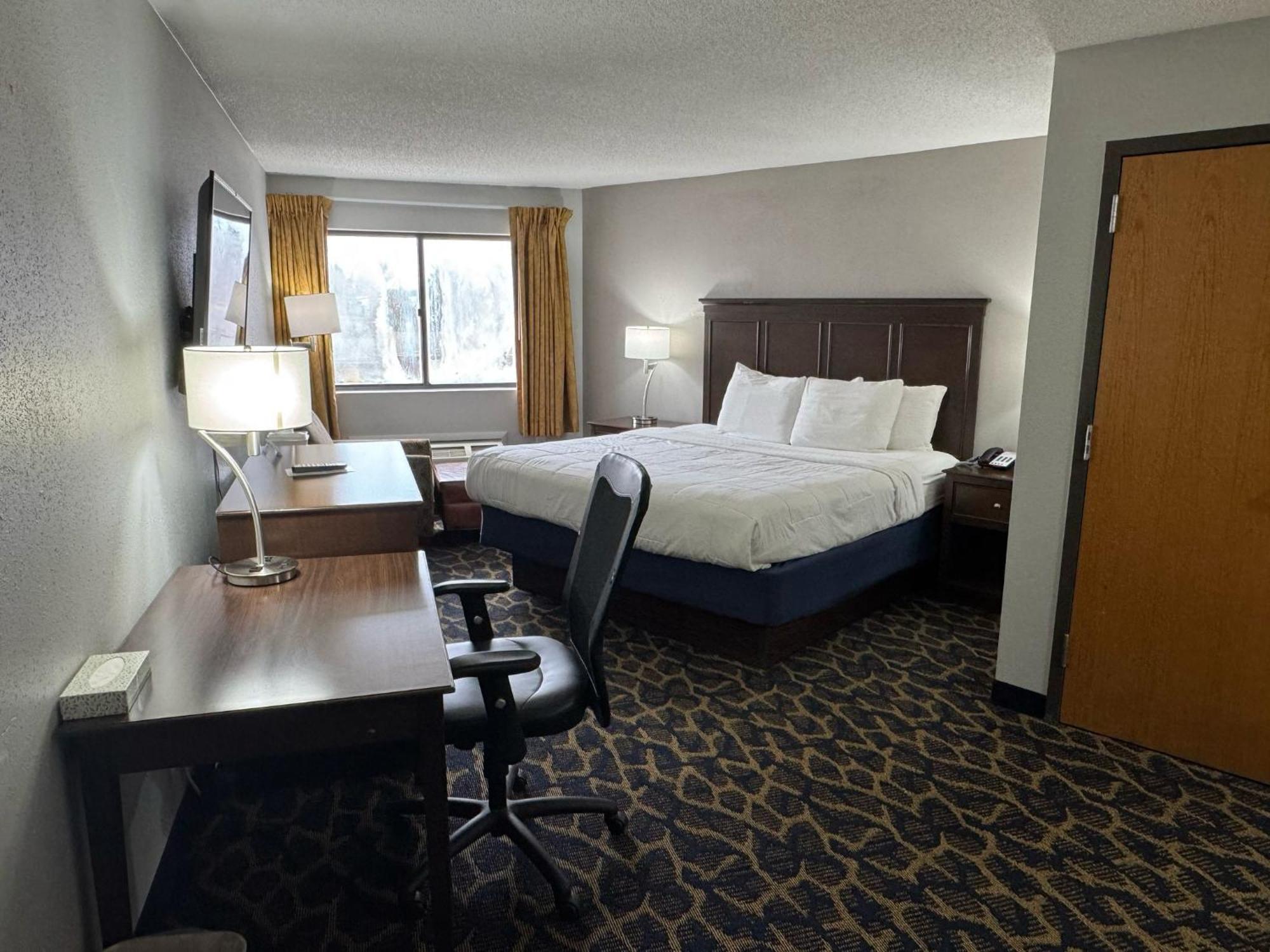 Greenlight Inn & Suites St James Saint James Exteriör bild
